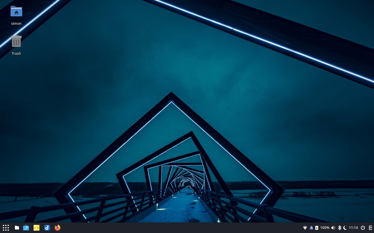 Du siehst, wie mein Solus-Desktop mit Budgie aussieht.